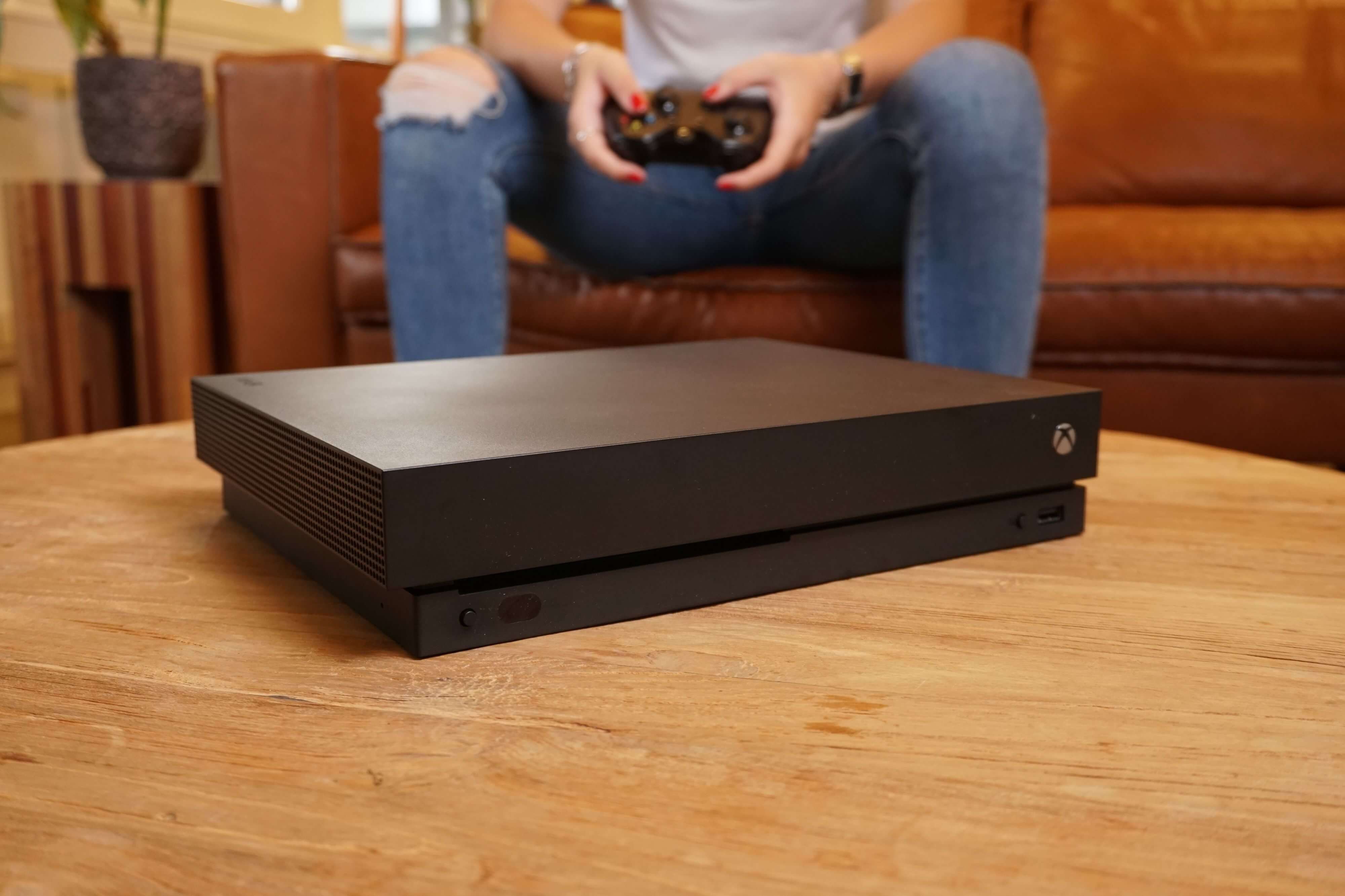 Xbox One X Console - 1TB [Complete] | Xbox One Hardware | RetroXboxKopen.nl
